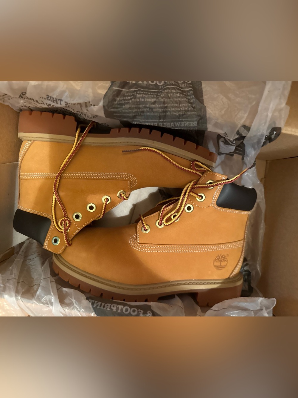NWT Timberland Wheat Nubuck Boots Kids Sz 1.5